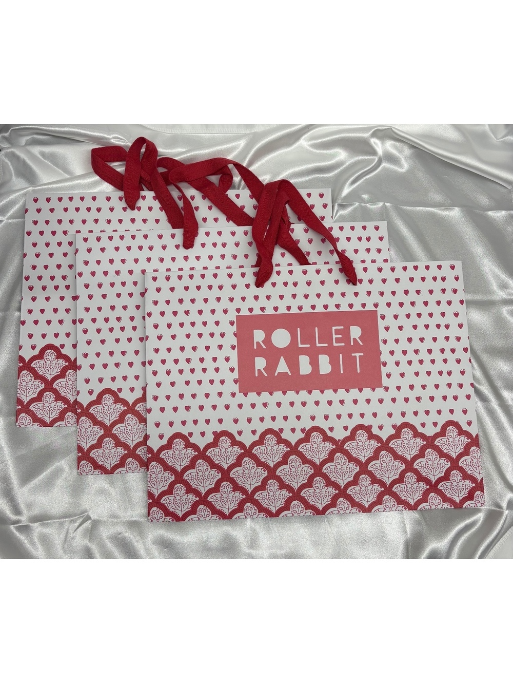 Roller Rabbit Decorative Gift Bags Red Heart Pattern Ribbon Handles Set of 3